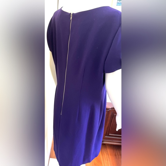 Tahari Purple Dress With Metal Zipper Accents Round Neck Half Sleeves Size 14 - Picture 5 of 15